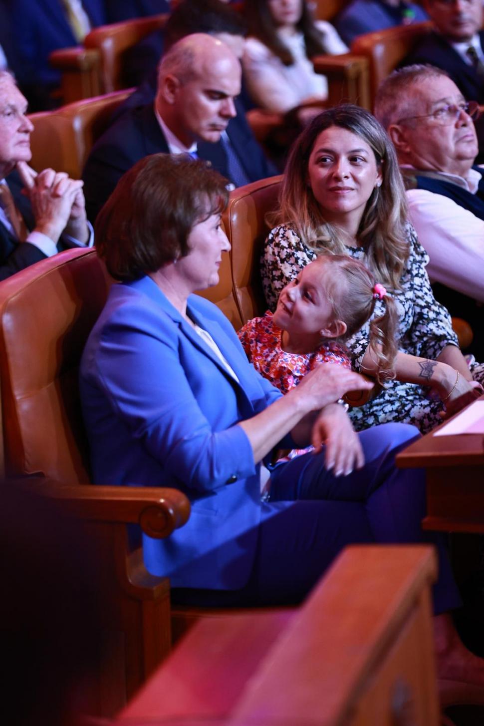 Din culisele dezbaterii prezidențiale cu Nicolae Ciucă. Ce nu s-a văzut la televizor 931630