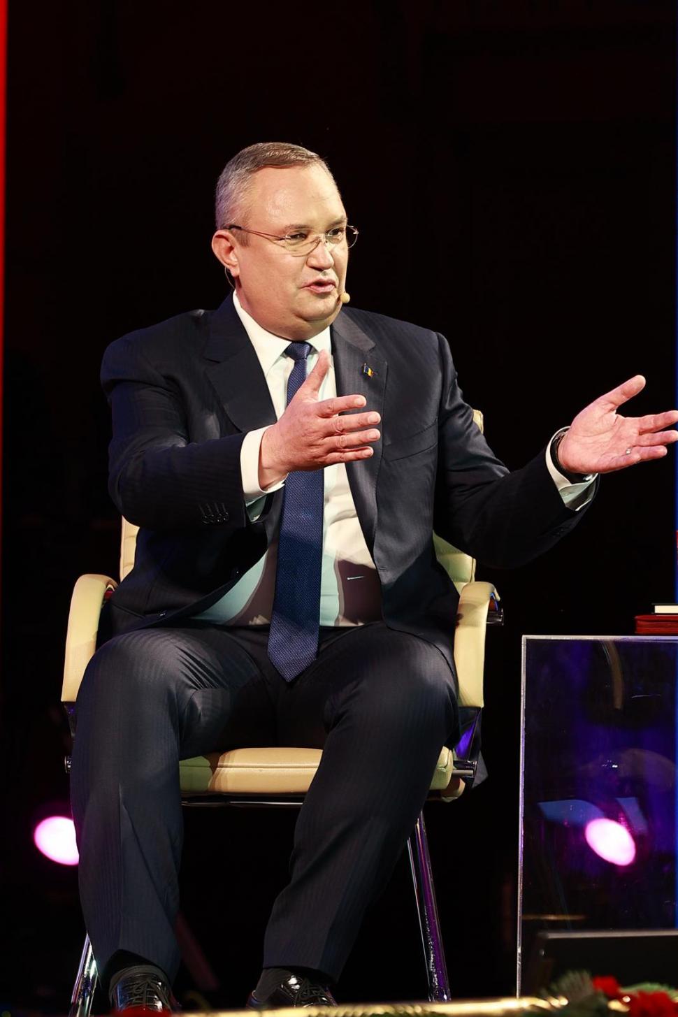 Din culisele dezbaterii prezidențiale cu Nicolae Ciucă. Ce nu s-a văzut la televizor 931636