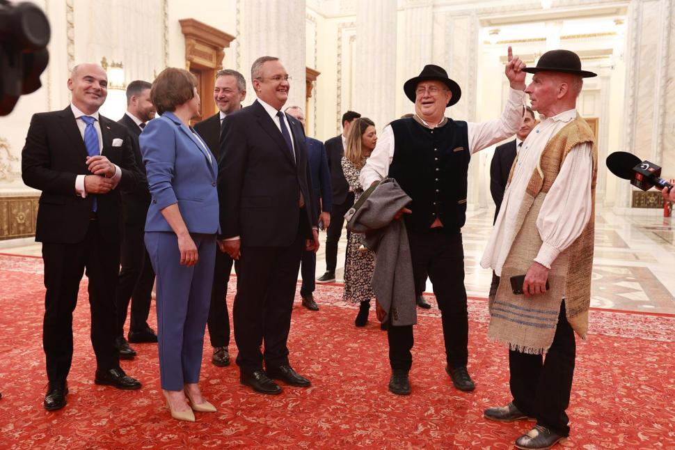 Din culisele dezbaterii prezidențiale cu Nicolae Ciucă. Ce nu s-a văzut la televizor 931657