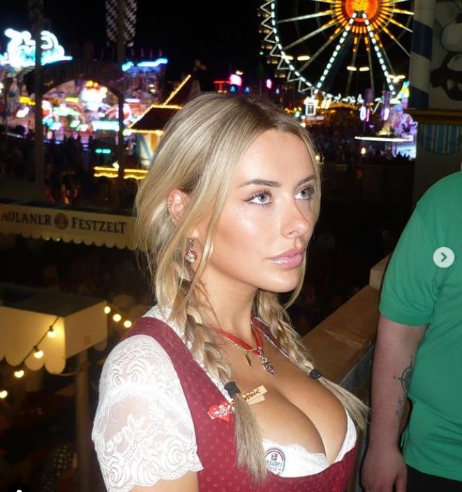 O vedetă OnlyFans a anunțat că se retrage după 3 ani și 67 de milioane de dolari câștigați. Apoi s-a răzgândit 931376