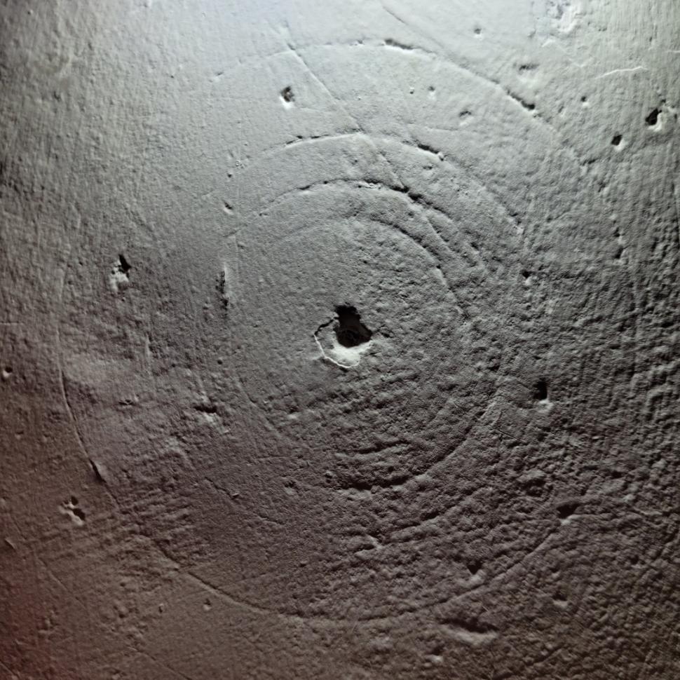 Descoperire „uluitoare” în Anglia: Un număr uriaș de semne de vrăjitoare au fost găsite într-un conac vechi. Cum arată simbolurile 931991