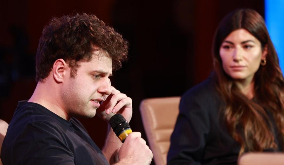 Din culisele dezbaterii prezidențiale cu Mircea Geoană. Ce nu s-a văzut la televizor 931973