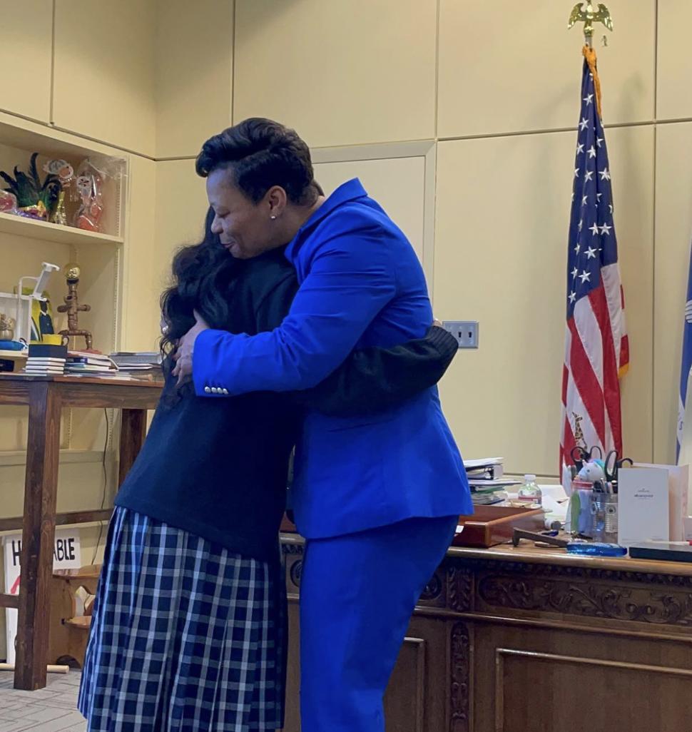 Două eleve de liceu au publicat dovezi neașteptate pentru o teoremă matematică folosită de 2.000 de ani. Toți credeau că e imposibil 931951