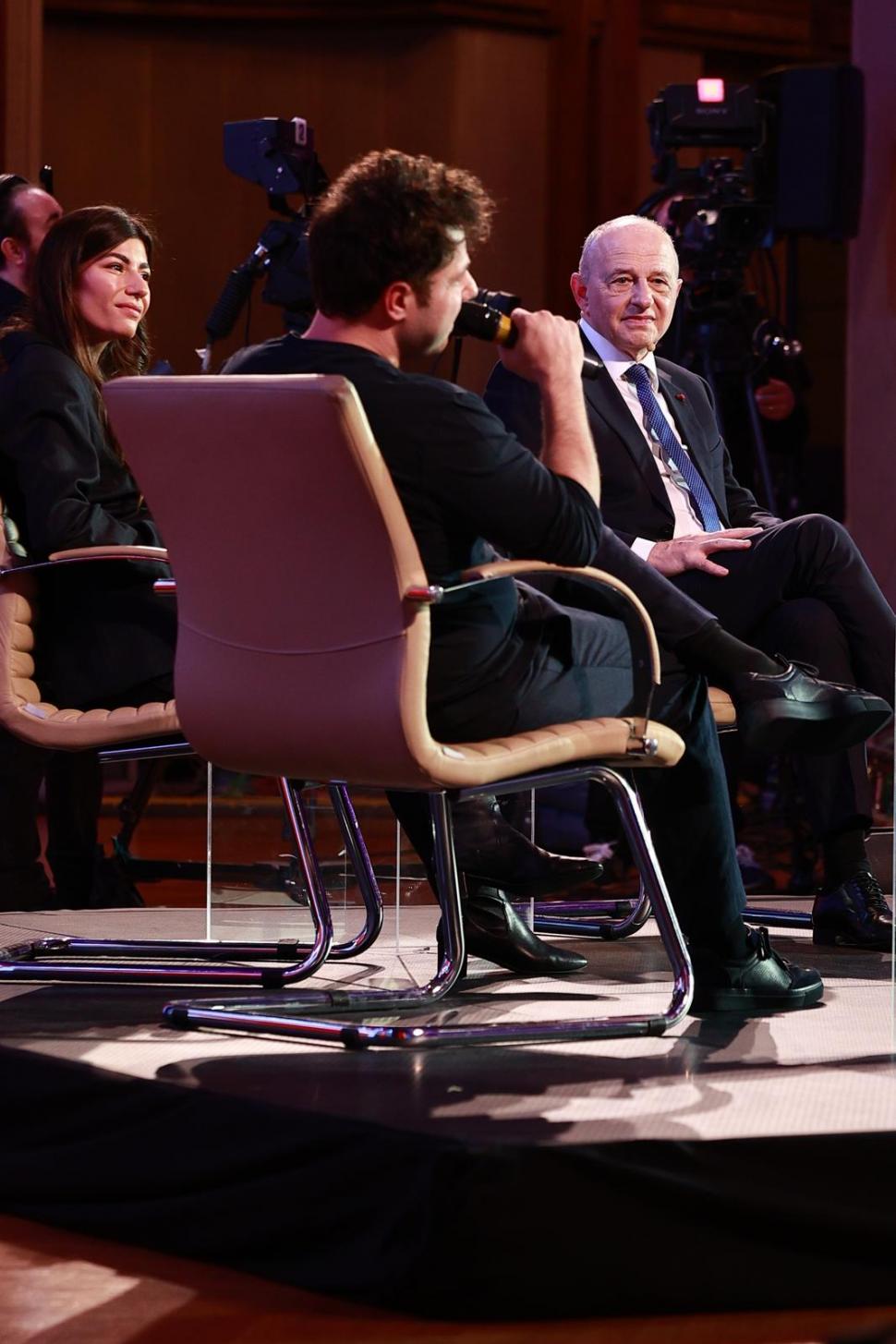 Fiul lui Mircea Geoană a povestit cât de mult i-a lipsit tatăl lui în copilărie: „Era o prezență simbolică și intangibilă” 931968