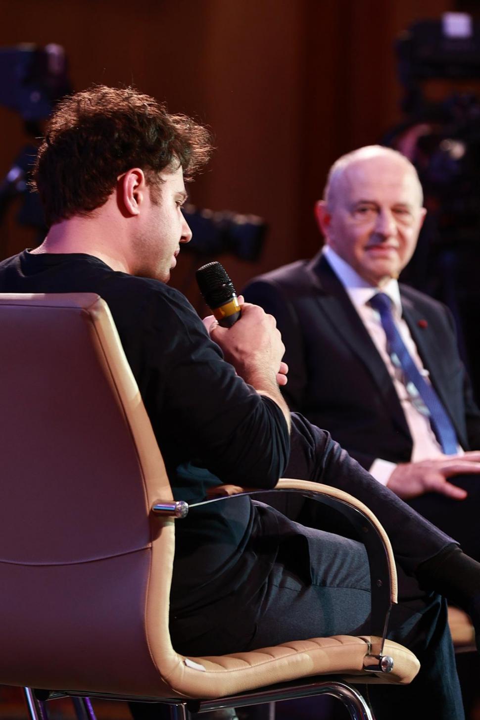 Fiul lui Mircea Geoană a povestit cât de mult i-a lipsit tatăl lui în copilărie: „Era o prezență simbolică și intangibilă” 931969