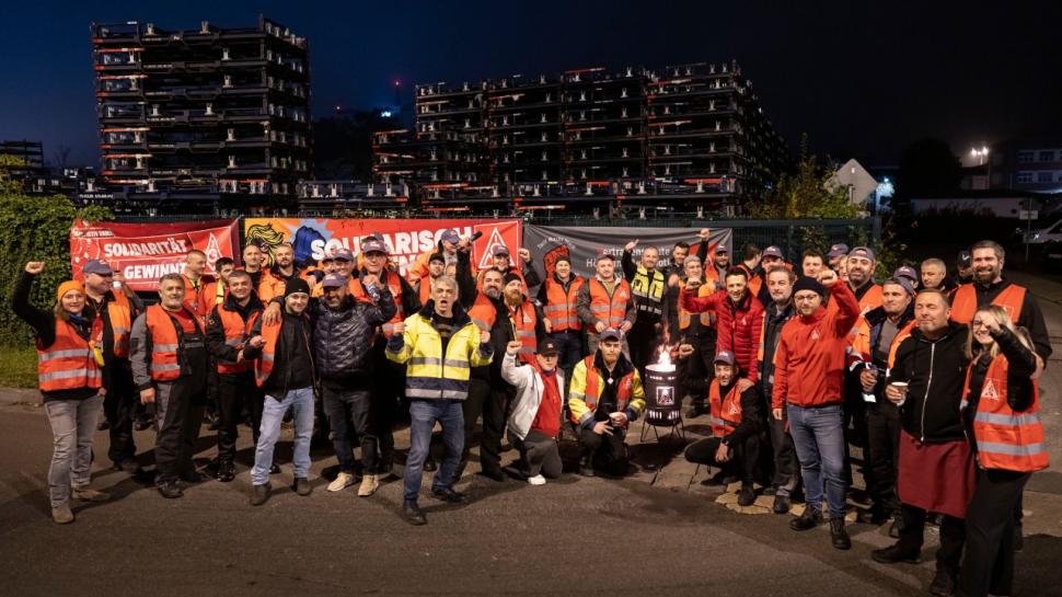 Grevă în peste 100 de companii din Germania: A început la fabrica Volkswagen și apoi s-a extins. Ce vor angajații 931878