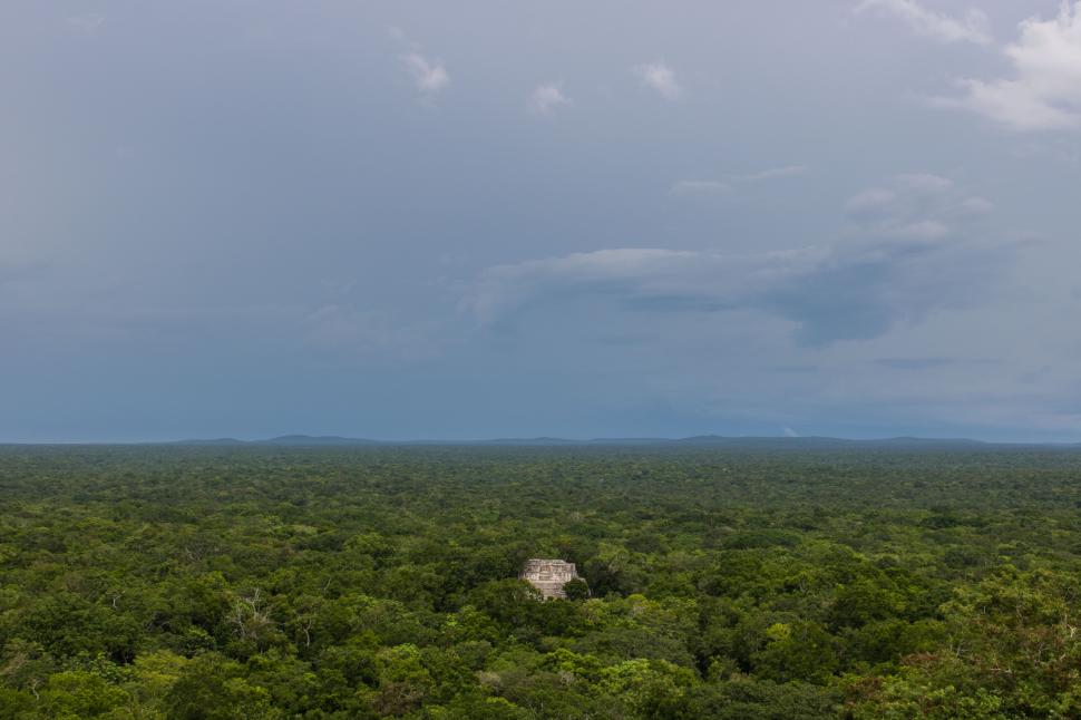 Orașul antic pierdut, de mărimea Bucureștiului, descoperit din întâmplare în junglă. Totul a început cu o simplă căutare pe Google 931724