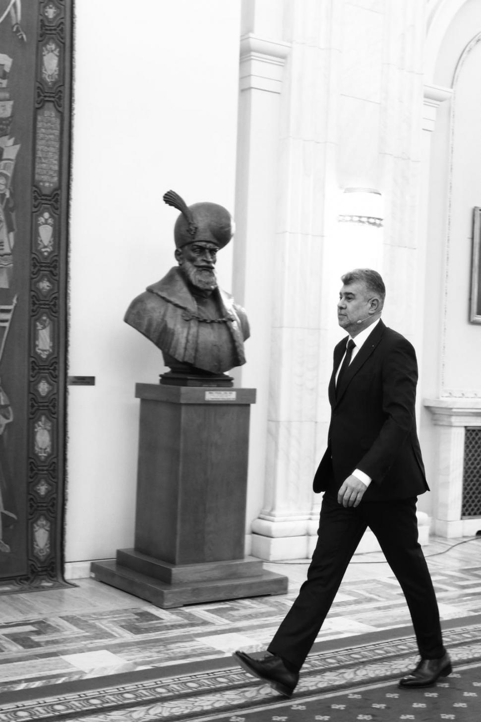 Din culisele dezbaterii prezidențiale cu Marcel Ciolacu. Ce nu s-a văzut la televizor 932280