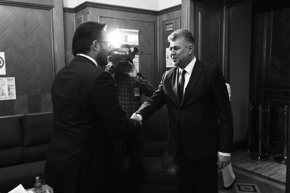 Din culisele dezbaterii prezidențiale cu Marcel Ciolacu. Ce nu s-a văzut la televizor 932283