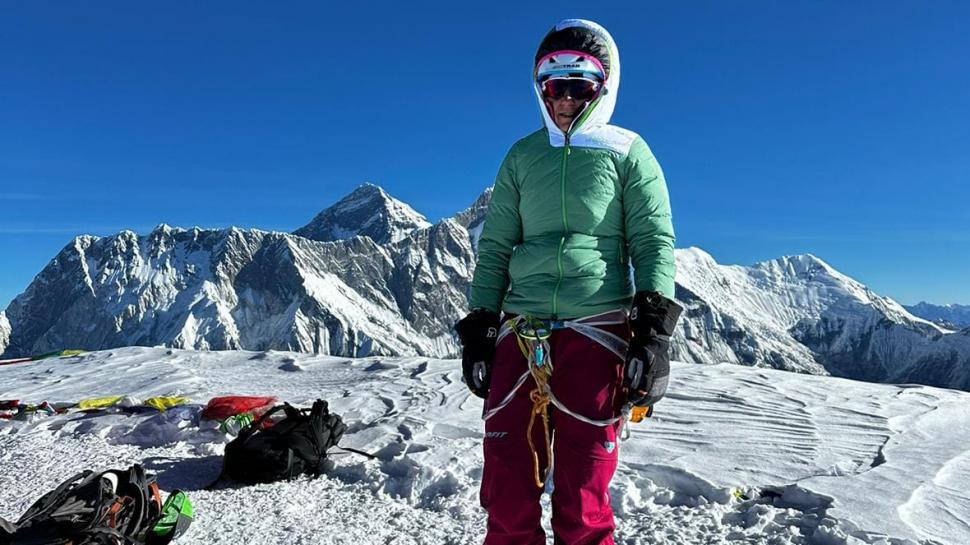 Reuşită de excepţie a unei salvamontiste din Braşov. A atins vârful Ama Dablam, de 6.812 de metri, într-o expediţie în Munţii Himalaya 932150