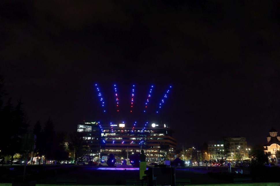 "Winners of the Future". Spectacol cu drone la evenimentul unde au fost premiați lideri de business și tineri excepționali 932176