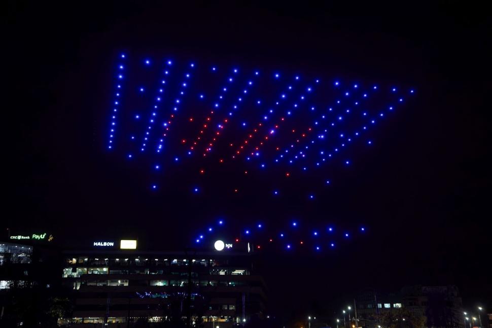 "Winners of the Future". Spectacol cu drone la evenimentul unde au fost premiați lideri de business și tineri excepționali 932177