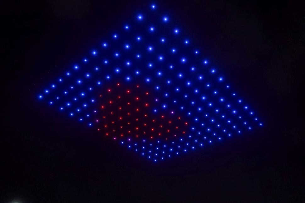 "Winners of the Future". Spectacol cu drone la evenimentul unde au fost premiați lideri de business și tineri excepționali 932178