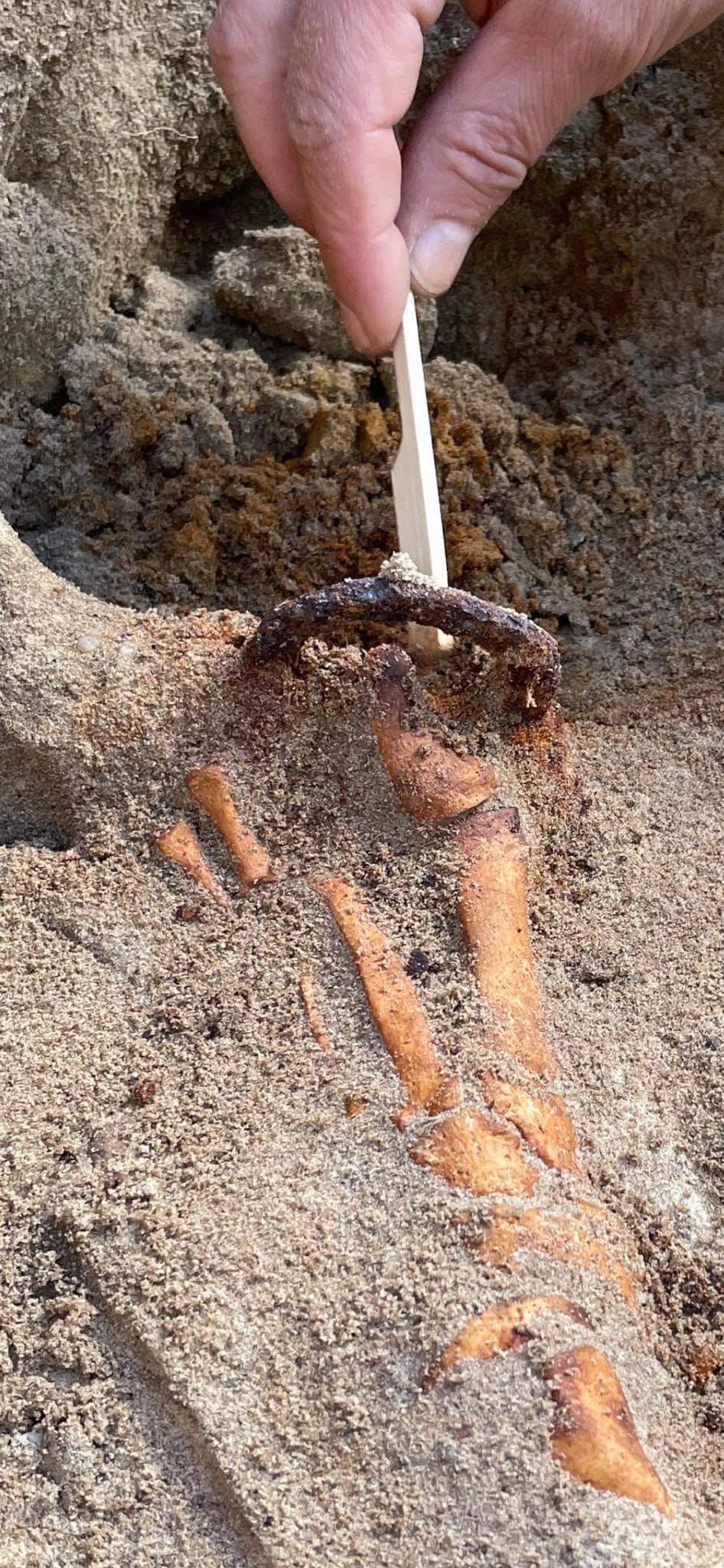 Cum arăta Zosia, „vampirul” din Polonia care a trăit în urmă cu 400 de ani. A fost îngropată cu o seceră de fier la gât 932393