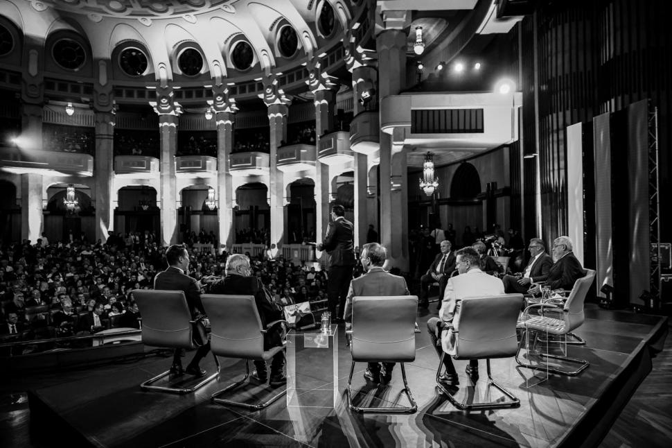 Din culisele dezbaterii cu susținătorii candidaților la alegerile prezidențiale. Ce nu s-a văzut la televizor 932526