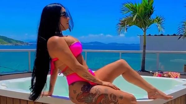 Două tinere s-au înecat pentru că au refuzat să poarte veste de salvare, ca să arate bine în selfie-uri 932459