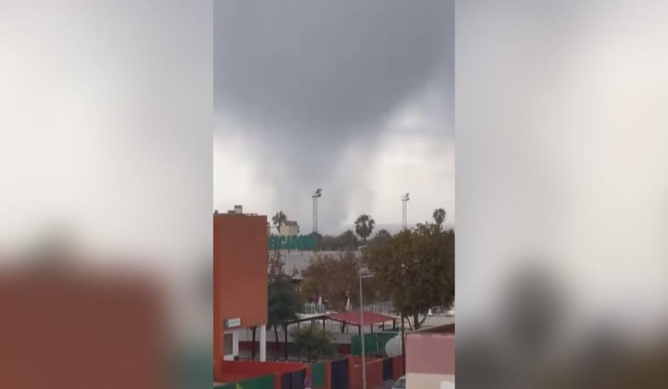 O tornadă a lovit o zonă turistică populară în Spania. Autorităţile au activat planurile de urgenţă 932502