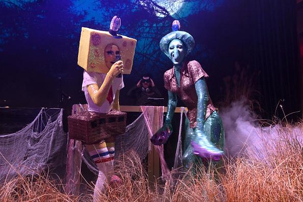 Cele mai extravagante costume de Halloween de la petrecerea organizată de Heidi Klum. Vedetele au fost de nerecunoscut 932591