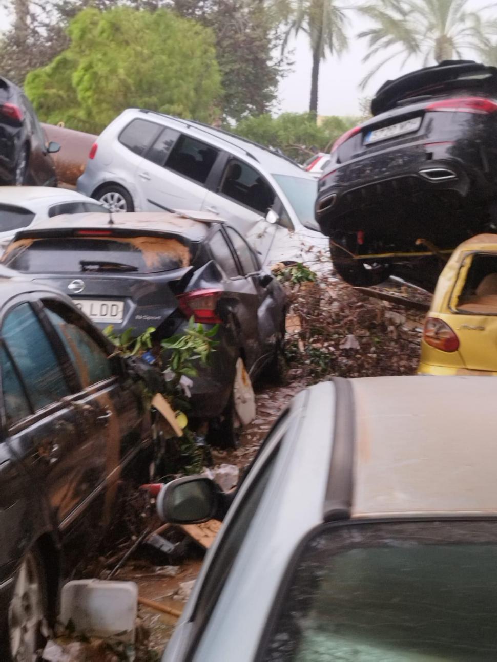 Crește dramatic bilanțul victimelor din Spania, sunt 205 morți, unul e român. Nou cod roșu de ploi. MAE avertizează: Evitați Andaluzia 932309