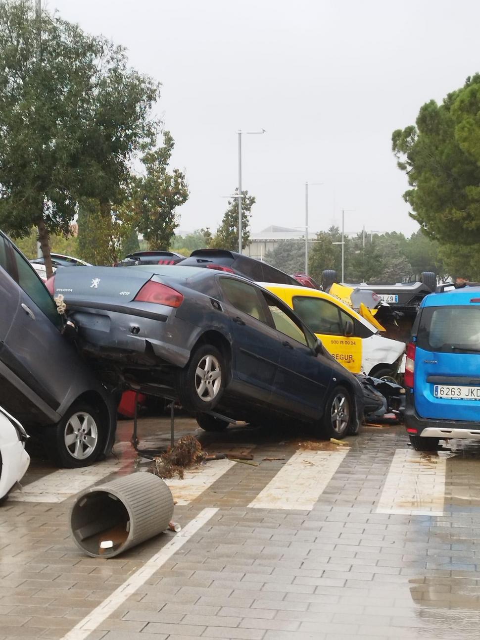 Crește dramatic bilanțul victimelor din Spania, sunt 205 morți, unul e român. Nou cod roșu de ploi. MAE avertizează: Evitați Andaluzia 932313