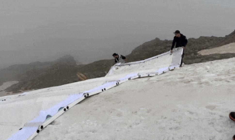 O țară din Europa a început să exporte covoare pentru „reciclarea zăpezii” către stațiuni de schi unde nu mai ninge 932804