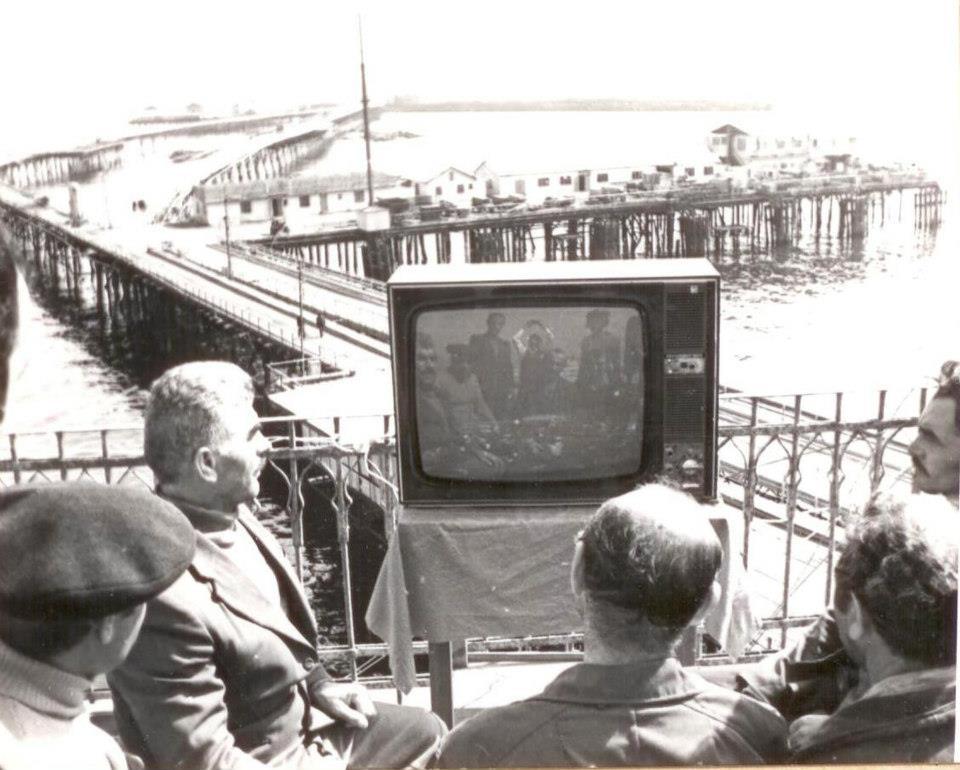 Povestea orașului misterios de platforme petroliere din epoca sovietică. Neft Daşları „plutește” pe cel mai mare lac din lume 933963