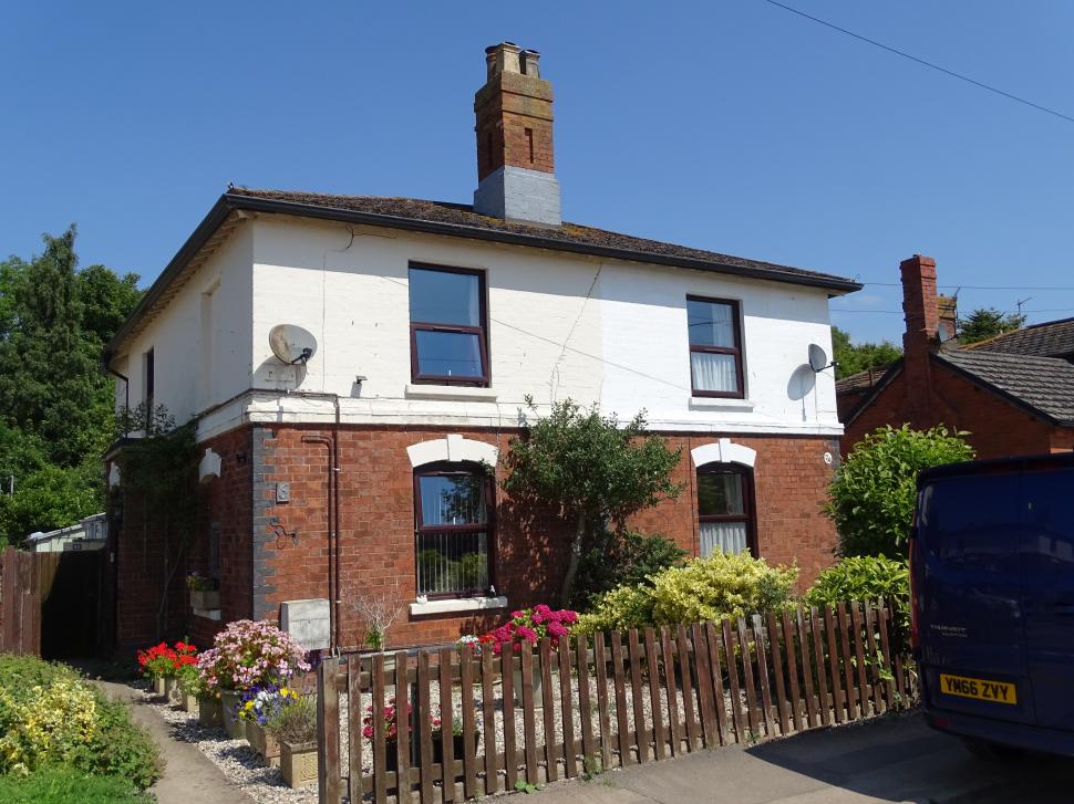 Veste șoc pentru locuitorii unui cartier: Toată strada lor a fost scoasă la vânzare, cu tot cu case. Unii stau acolo de 25 de ani 933890