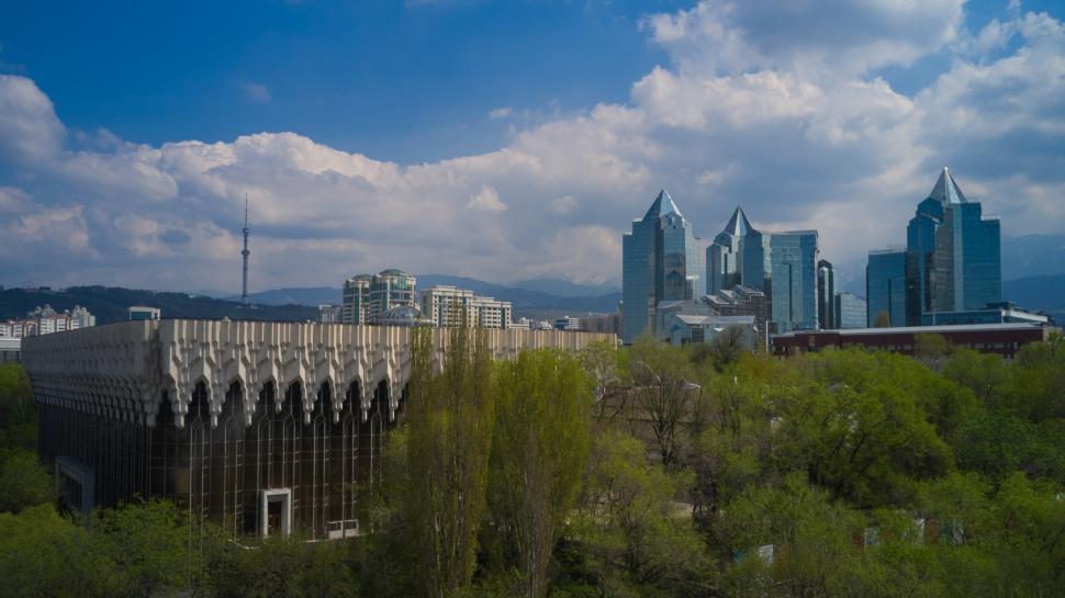 Cum s-a transformat o metropolă sovietică mohorâtă în starul urban al Asiei Centrale 934365