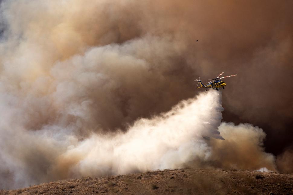 Incendiu uriaș în California: Sute de case au fost distruse de flăcări, mii de oameni evacuați 934278