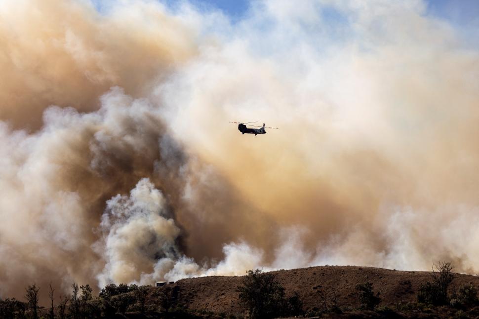 Incendiu uriaș în California: Sute de case au fost distruse de flăcări, mii de oameni evacuați 934284