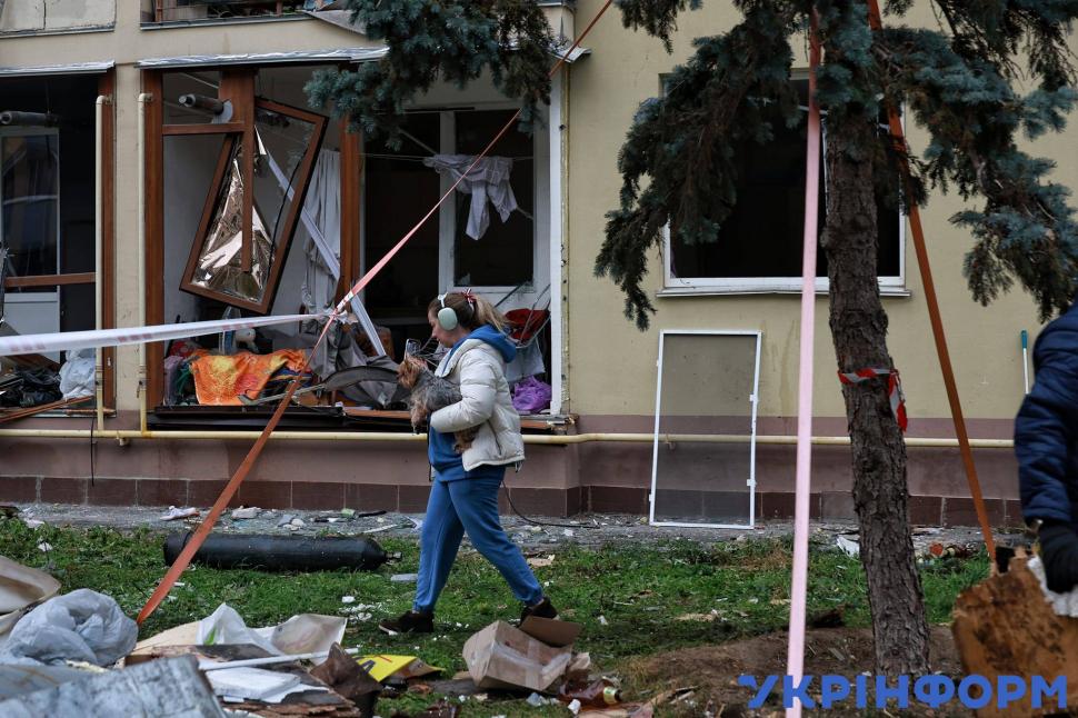 Rușii au atacat la câteva sute de kilometri de România: O femeie a fost ucisă, alți 13 oameni sunt răniți 934564