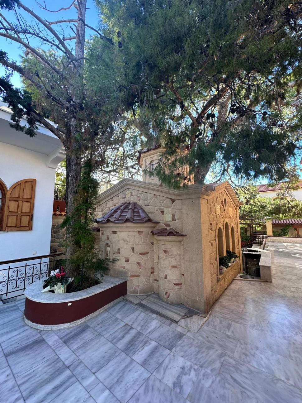 Sf. Nectarie, vindecătorul de cancer, sărbătorit pe 9 noiembrie 2024. Rugăciuni vindecătoare şi povestea lui 933921