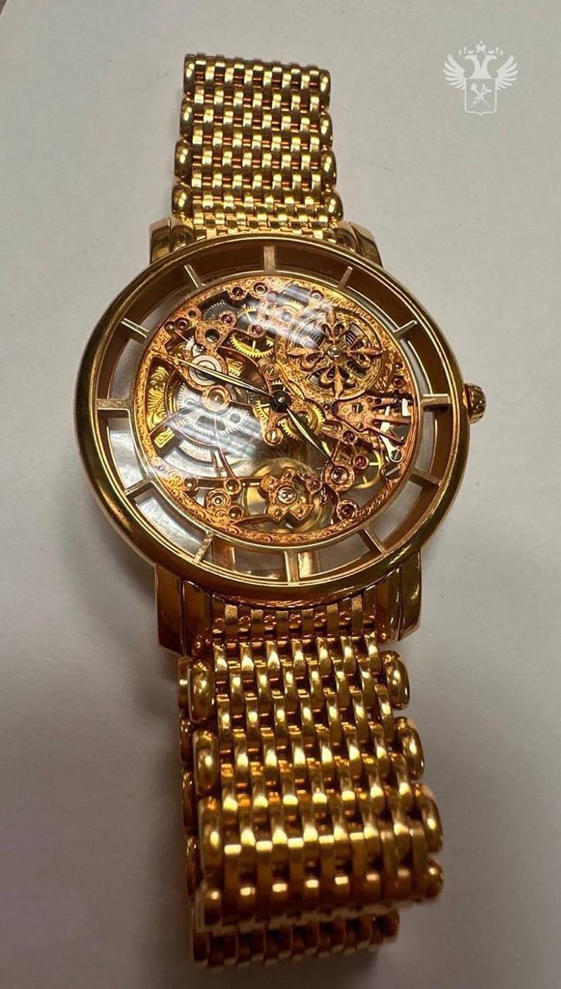 Rușii vor să o bage la închisoare pe o fostă Miss Rusia. Cum a fost prinsă pe aeroport Sofia 935040