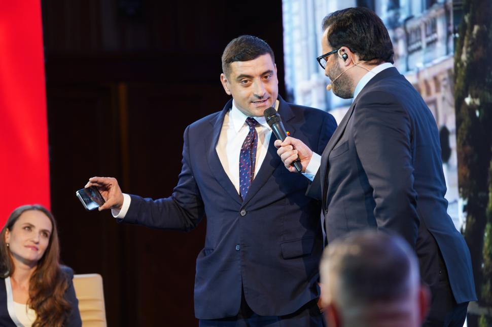 Din culisele dezbaterii Antena 3 CNN la care George Simion a dat buzna neinvitat. Ce nu s-a văzut la televizor 935399