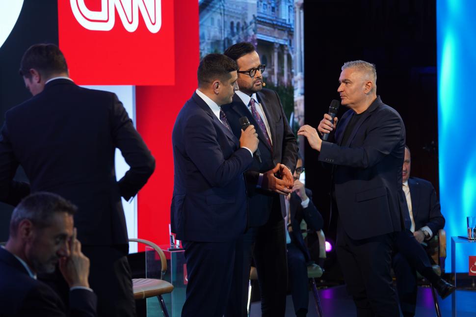 Din culisele dezbaterii Antena 3 CNN la care George Simion a dat buzna neinvitat. Ce nu s-a văzut la televizor 935408
