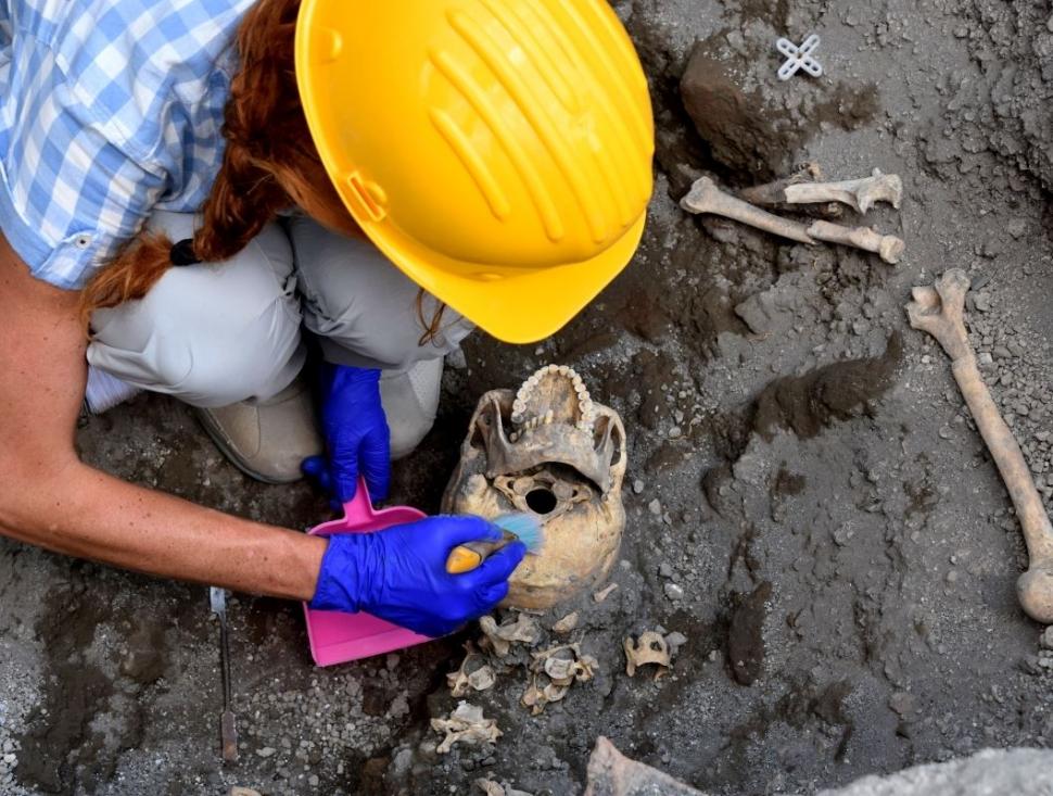 „Cel mai ghinionist om din istorie”. Povestea bărbatului care i-a fascinat pe arheologii de la Pompeii 935675
