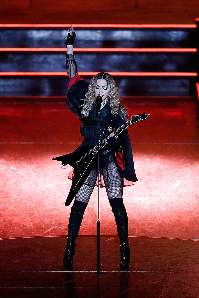 Madonna este din nou singură după ce s-a despărţit de Akeem Morris, în vârstă de 28 de ani 935506