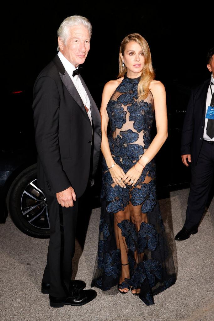 Richard Gere părăsește SUA și pleacă să locuiască în Spania. Care este motivul mutării 935369