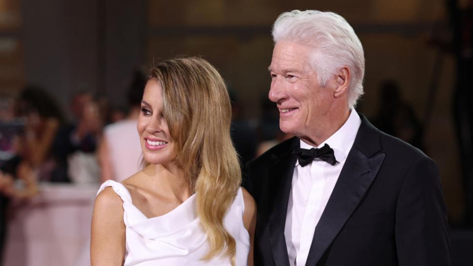 Richard Gere părăsește SUA și pleacă să locuiască în Spania. Care este motivul mutării 935376