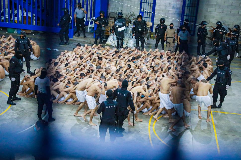 Imagini incredibile din cea mai periculoasă închisoare din lume: Nici gardienii nu au curaj să intre 936047