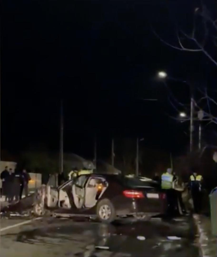 Accident mortal în Vrancea: 2 tineri au ars de vii după ce mașina a luat foc, iar alți 3 au fost răniți 936119