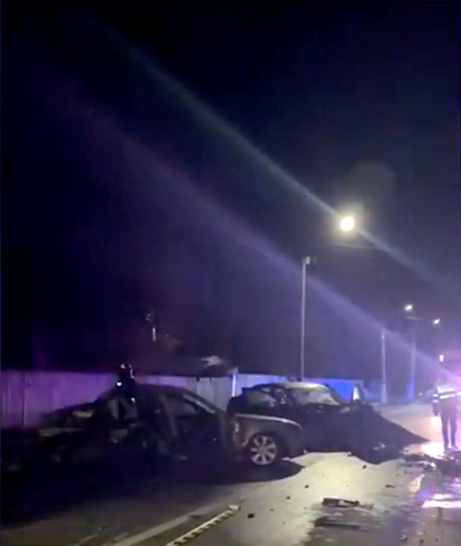 Accident mortal în Vrancea: 2 tineri au ars de vii după ce mașina a luat foc, iar alți 3 au fost răniți 936121