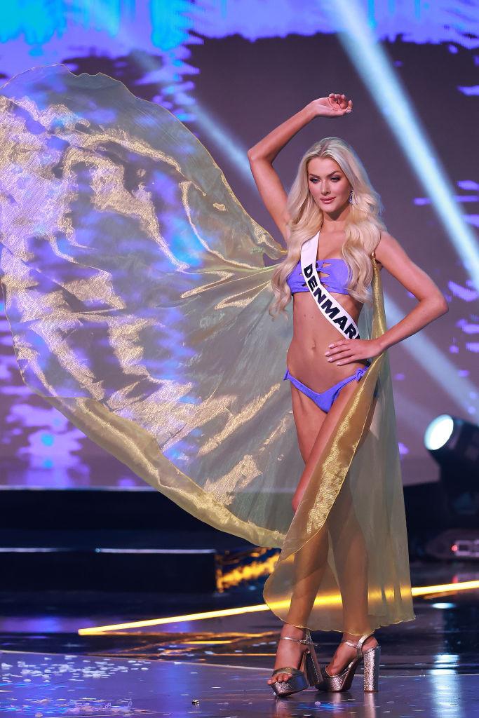 Victoria Kjaer Theilvig din Danemarca a fost încoronată Miss Universe 2024. Imagini cu aparițiile sale la concursul de frumusețe 936140