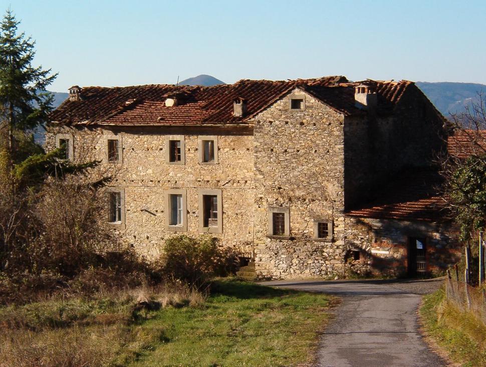 Sat întreg, scos la vânzare în regiunea Toscana din Italia. Cum arată cătunul care costă cât un apartament în nordul Bucureștiului 936230