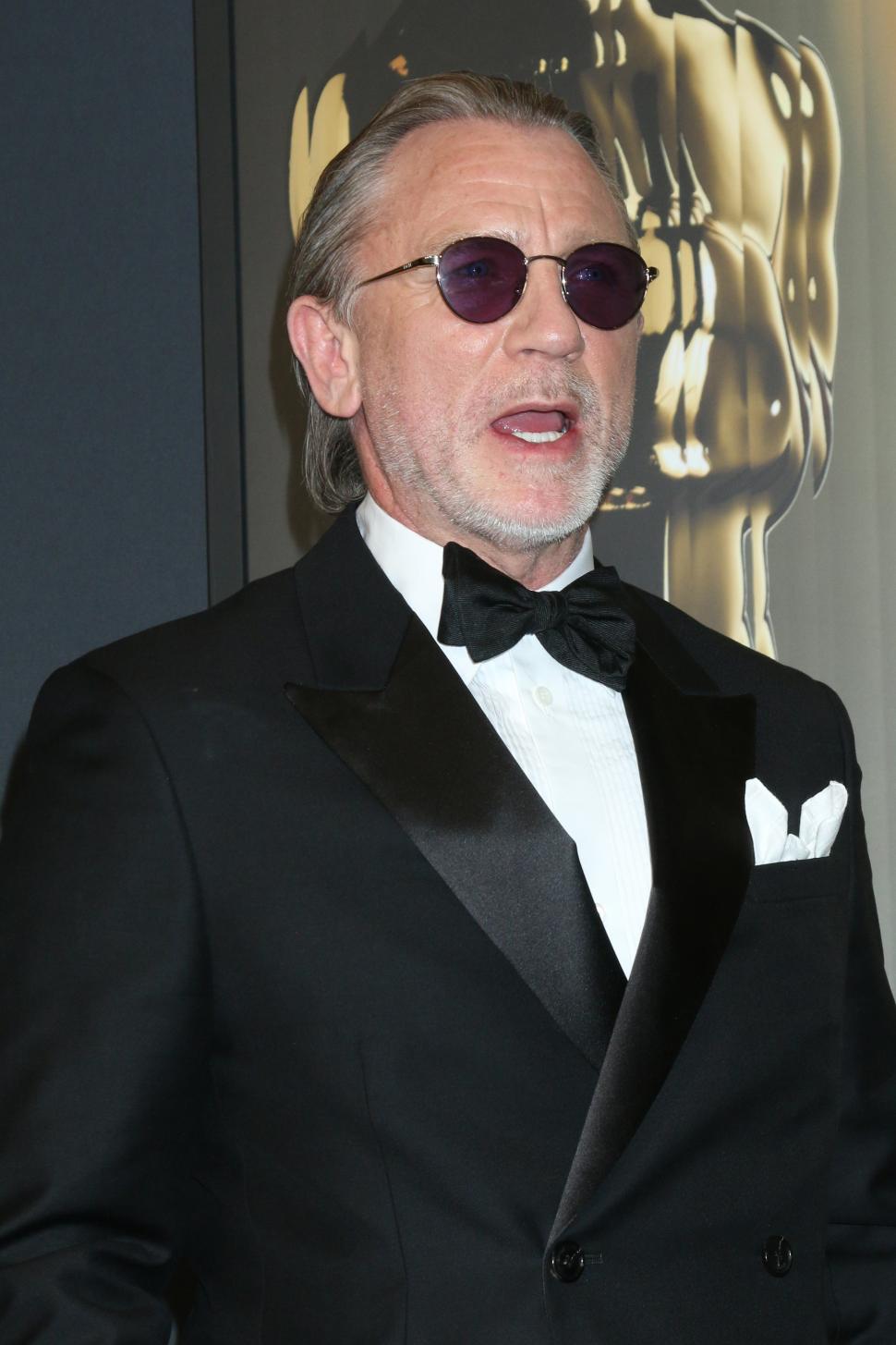 La Hollywood vedetele au defilat pe covorul roşu la Governors Awards. Ce ţinute au fost remarcate 936578