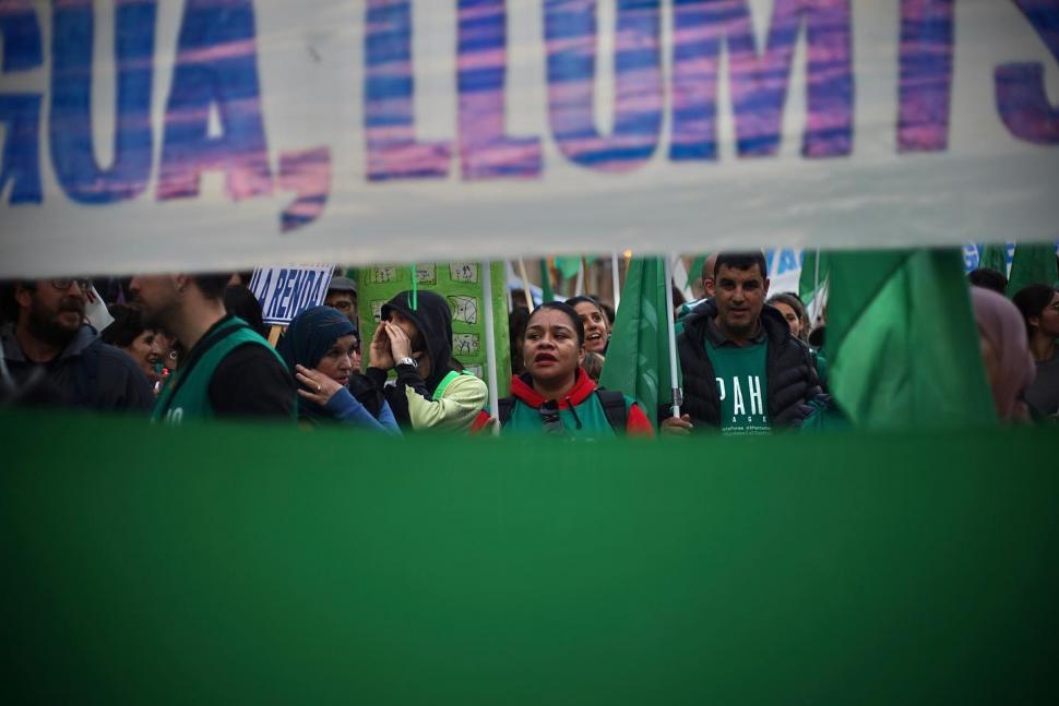 Protest uriaș în Barcelona, cu zeci de mii de oameni sătui de prețurile exagerate la chirii. Ce vor de la proprietari și autorități 937304