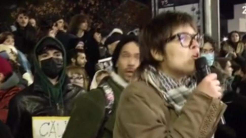 Protest în Piaţa Universităţii din Bucureşti împotriva lui Călin Georgescu: „Jos cu legionarii! Ne e frică pentru viitorul nostru" 937635