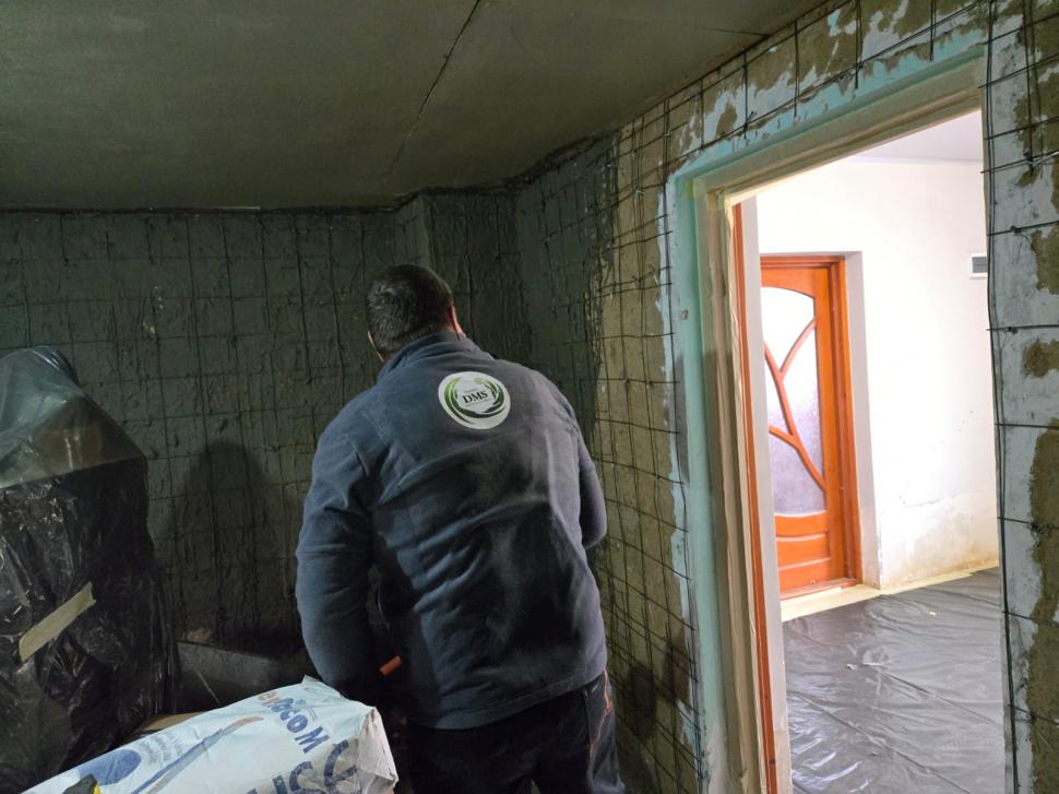 Fundația DMS, alături de familiile afectate de inundații din județul Galați. Reconstrucția locuințelor, în plină desfășurare 937994
