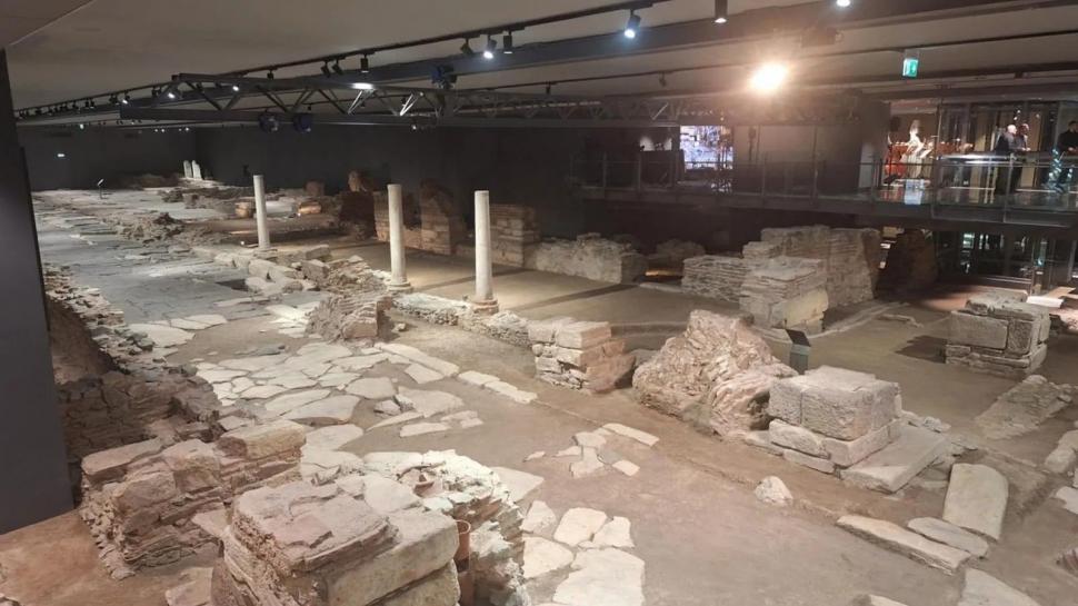 Cum arată metroul din Salonic inaugurat după 20 de ani. Descoperiri arheologice care au întârziat lucrările sunt expuse chiar în stații 938509