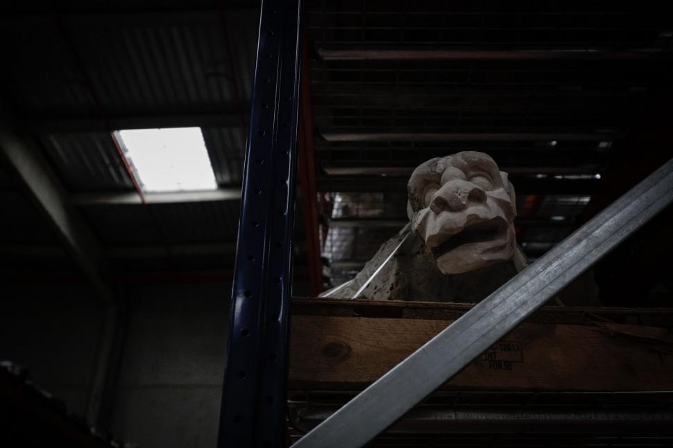 Depozitul misterios de la catedrala Notre Dame. Resturi carbonizate sunt ținute sub pază într-o locație secretă   938843